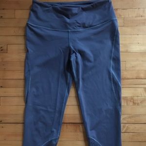 Victoria’s Secret Total Knockout Workout Tights